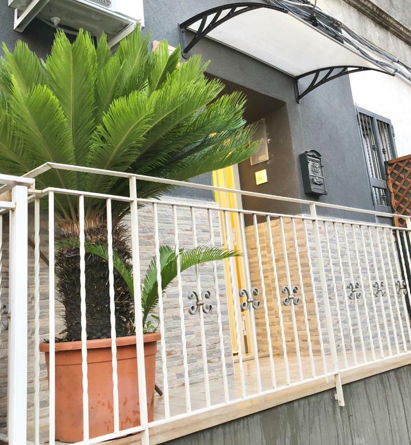 Giader'S House - Free Parking Apartment คาตาเนีย ภายนอก รูปภาพ
