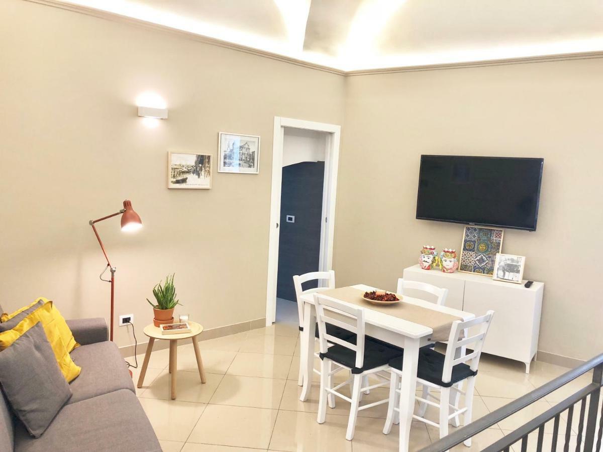 Giader'S House - Free Parking Apartment คาตาเนีย ภายนอก รูปภาพ