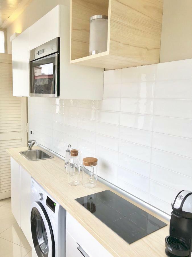 Giader'S House - Free Parking Apartment คาตาเนีย ภายนอก รูปภาพ