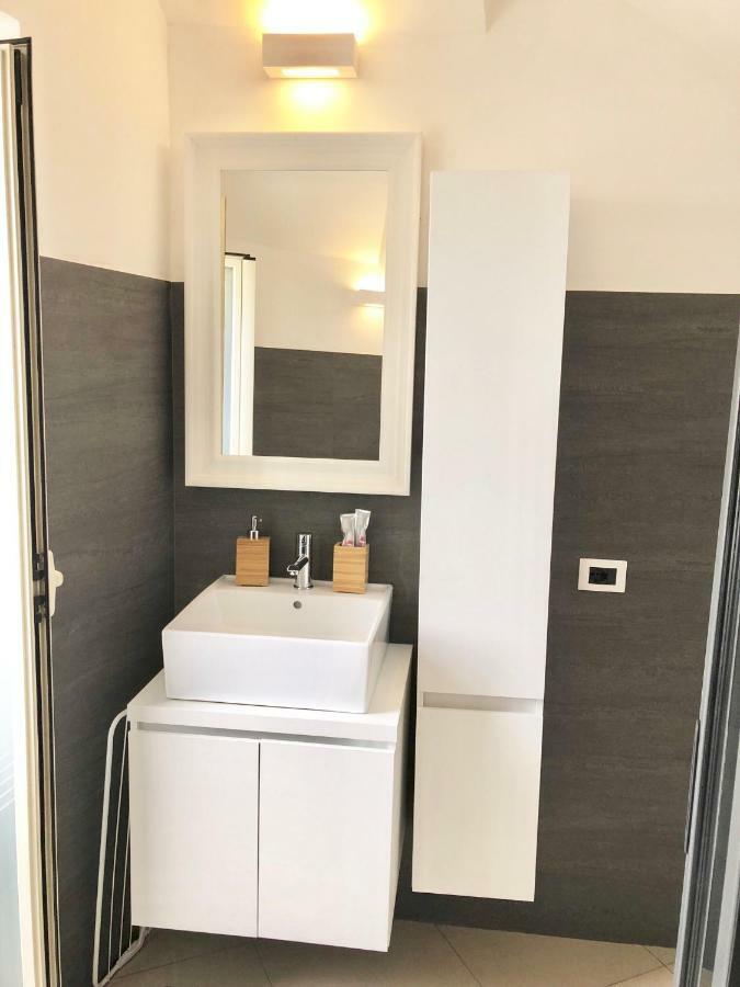 Giader'S House - Free Parking Apartment คาตาเนีย ภายนอก รูปภาพ