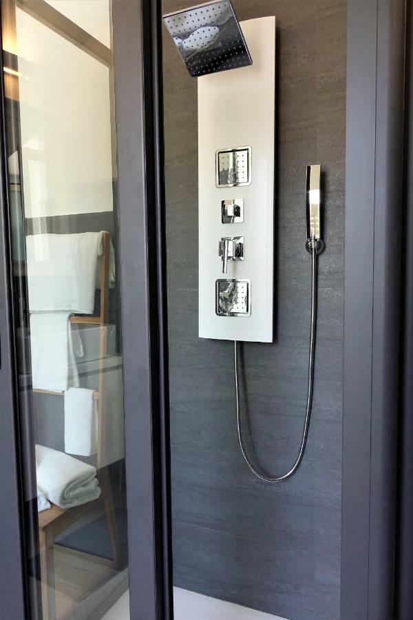 Giader'S House - Free Parking Apartment คาตาเนีย ภายนอก รูปภาพ