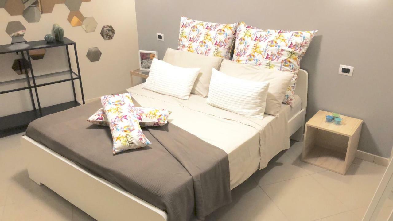 Giader'S House - Free Parking Apartment คาตาเนีย ภายนอก รูปภาพ