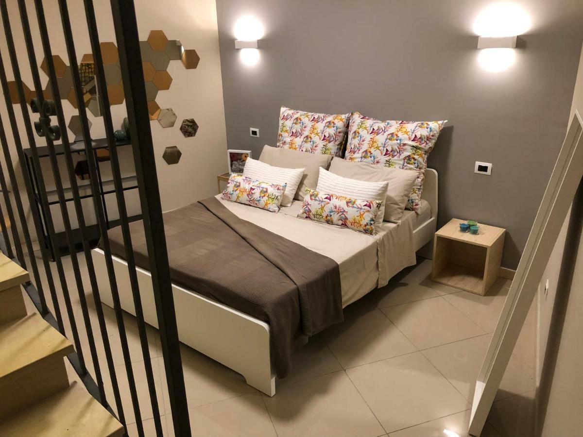 Giader'S House - Free Parking Apartment คาตาเนีย ภายนอก รูปภาพ
