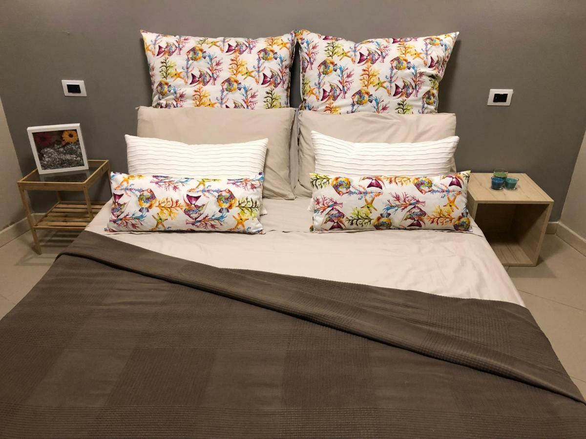 Giader'S House - Free Parking Apartment คาตาเนีย ภายนอก รูปภาพ